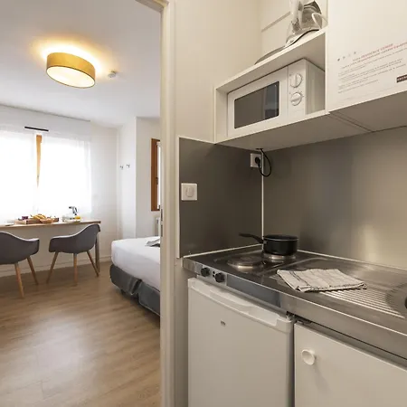 Cerise La Beaujoire 3* Нант